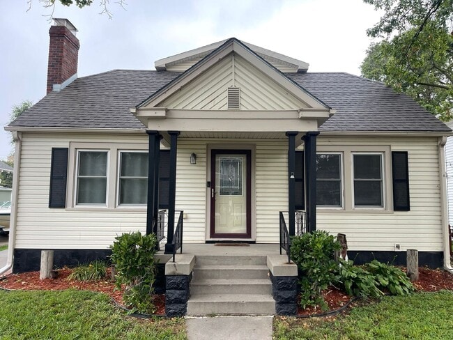 property at 3020 Starr St