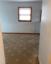 7305 W Hampton Ave in Milwaukee, WI - Building Photo - Building Photo