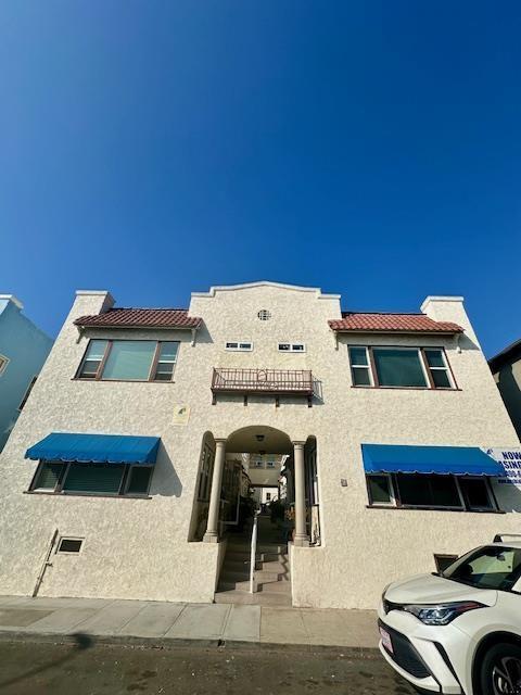 65 Roswell Ave. in Long Beach, CA - Foto de edificio - Building Photo