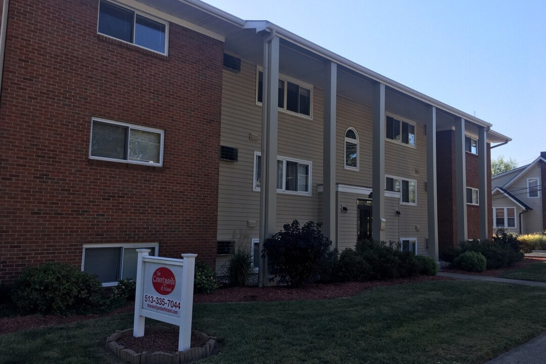 The Courtyards of Miami in Oxford, OH - Foto de edificio