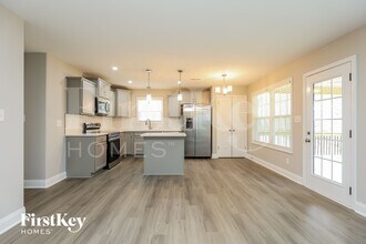 1094 Winesap Rd in Clarksville, TN - Building Photo - Building Photo