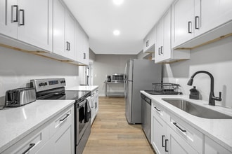 5006 Indialantic Dr in Orlando, FL - Foto de edificio - Building Photo