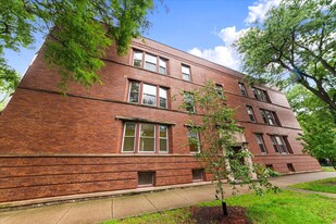 1351 W Catalpa Ave, Unit 1 in Chicago, IL - Foto de edificio - Building Photo