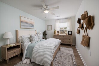 Cooper River Villages 55+ All Inclusive in Mount Pleasant, SC - Foto de edificio - Interior Photo