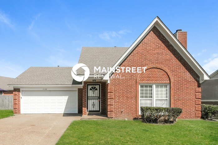 7126 Abbey Cove in Memphis, TN - Building Photo