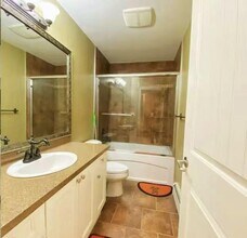 15447-1537A 37a Ave in Surrey, BC - Building Photo - Building Photo