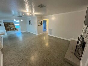 14885 Whatley Rd in Delray Beach, FL - Building Photo - Building Photo