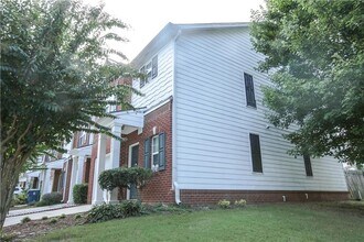 3801 Thayer Trace in Duluth, GA - Building Photo - Building Photo