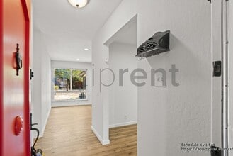 2710 Plaza Americas in San Jose, CA - Building Photo - Building Photo