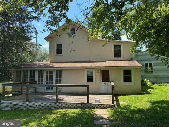 property at 315 E Street Rd