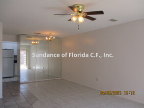 4176 Corsair Ave in Kissimmee, FL - Building Photo - Building Photo