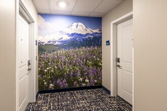Concord at Marketplace 55+ Independent Living in West Des Moines, IA - Foto de edificio - Interior Photo