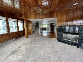 131 Lake Ave in Worcester, MA - Building Photo - Building Photo