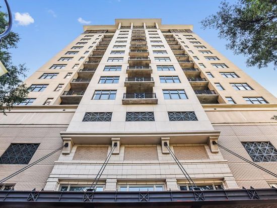 565 Peachtree St NE, Unit 1707