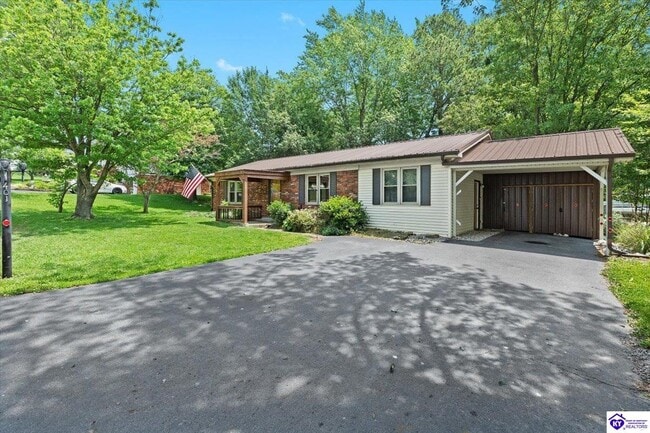 401 Embry Villa Dr in Leitchfield, KY - Building Photo - Building Photo