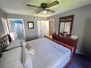 4709 Lucerne Lakes Blvd E in Greenacres, FL - Building Photo - Building Photo