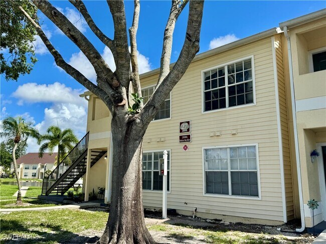 2086 Rookery Bay Dr in Naples, FL - Building Photo - Building Photo