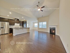 7823 Pope Farm Rd in Charlotte, NC - Foto de edificio - Building Photo