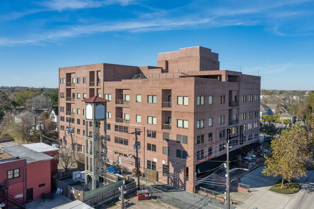 1111 Studewood St in Houston, TX - Building Photo