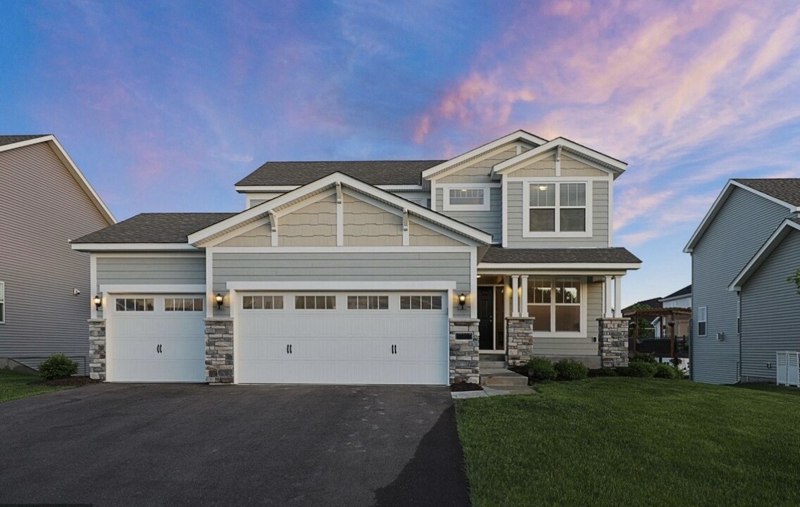 12995 Leyte Cir NE in Blaine, MN - Building Photo