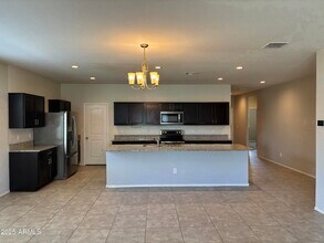 25698 W Desert Dr in Buckeye, AZ - Building Photo - Building Photo