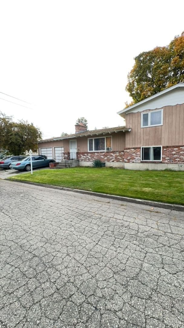 1516-1518 E Maple Ave in Coeur d'Alene, ID - Building Photo - Building Photo