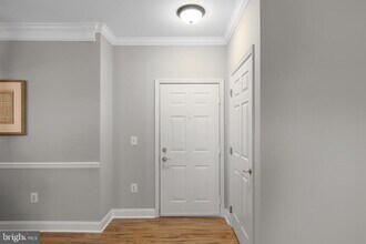 2540 Kensington Gardens in Ellicott City, MD - Building Photo - Building Photo