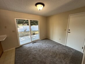 813 Haskell Ct in Dupont, WA - Building Photo - Building Photo