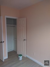 94-27 Merrick Blvd-Unit -4 BEEDROOMS in Queens, NY - Building Photo - Building Photo