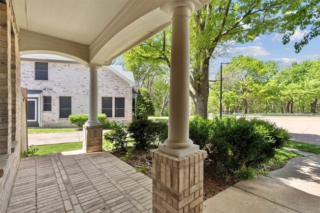 1506 Mossy Glen Ct in Garland, TX - Foto de edificio - Building Photo