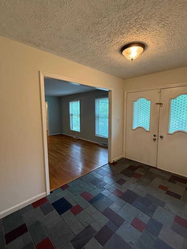 3342 Pepperhill Rd in Lexington, KY - Building Photo - Building Photo