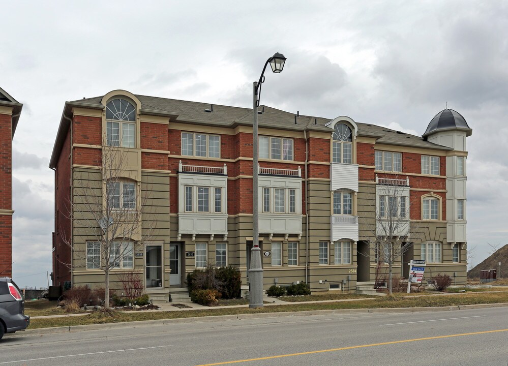 2628-2636 Bur Oak Ave in Markham, ON - Building Photo