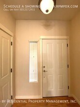 2518 NW 1st Dr in Gresham, OR - Building Photo - Building Photo