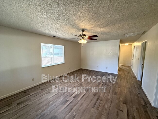 438 Ash St in Chico, CA - Building Photo - Building Photo