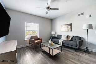 918 Aventine Dr, Unit 1309 in West Melbourne, FL - Building Photo