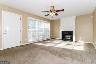 835 Eagle Creek Dr NW in Lawrenceville, GA - Building Photo - Building Photo