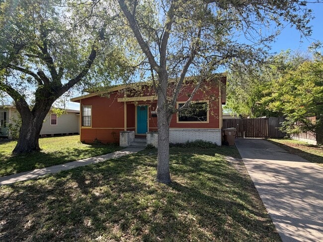 418 Waverly Dr in Corpus Christi, TX - Building Photo - Building Photo