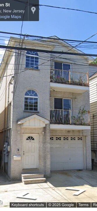 193 Hutton St in Jersey City, NJ - Building Photo