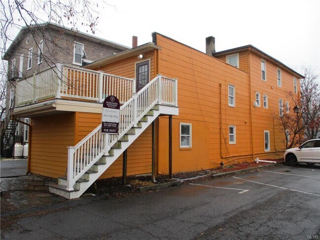 101 Delaware Rd in Riegelsville, PA - Building Photo - Building Photo