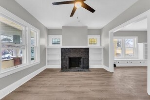 1724 Burgess Rd in Cleveland, OH - Building Photo