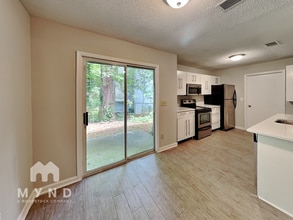 632 Kilkenny Cir in Lithonia, GA - Building Photo - Building Photo