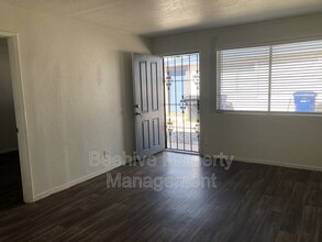 529 S Bellview in Mesa, AZ - Building Photo - Building Photo