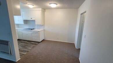 856 N Euclid St in La Habra, CA - Building Photo - Building Photo