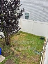 7347 Point Patience Way in Elkridge, MD - Foto de edificio - Building Photo