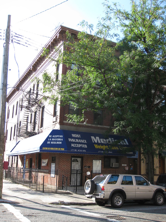 418 Stanhope St in Brooklyn, NY - Building Photo - Building Photo