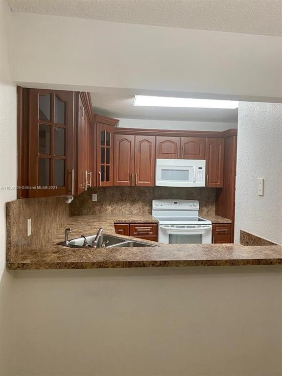 property at 6950 Miami Gardens Dr