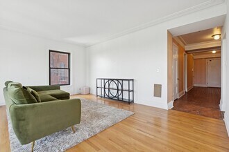 5300 S Shore Dr in Chicago, IL - Building Photo - Building Photo