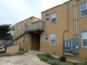 7362 Mesa Dr in Aptos, CA - Foto de edificio - Building Photo