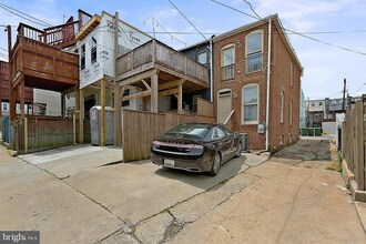 27 N Glover St in Baltimore, MD - Building Photo - Building Photo