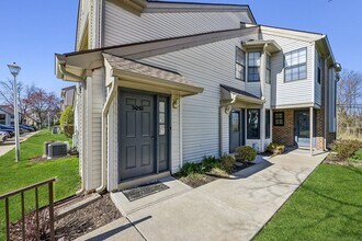 3015 Lighthouse Ln in Sayreville, NJ - Building Photo - Building Photo